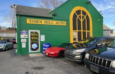 Town Hill Auto