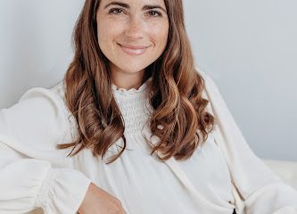 Jasmine Wanier, RE/MAX Legends