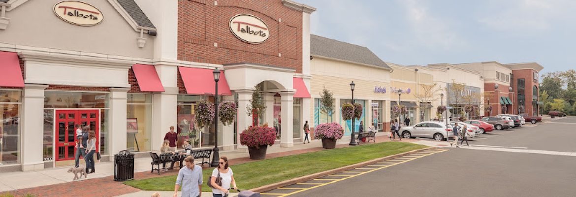 The Shops at Farmington Valley
