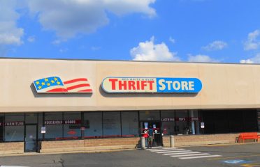 Red White & Blue Thrift Store – Waterbury