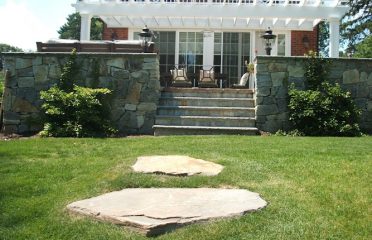 Roberts & Roberts Landscape and Garden Design