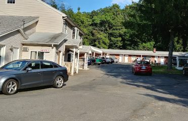 Mount Royal Inn