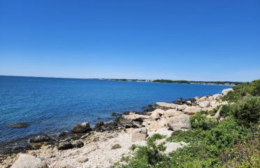 Bluff Point State Park