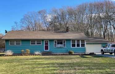 JFK ROOFING LLc