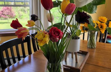 Wicked Tulips – Preston CT