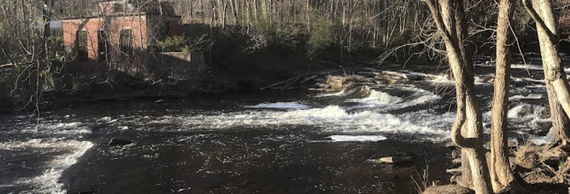Scantic River State Park, Powder Hollow Block