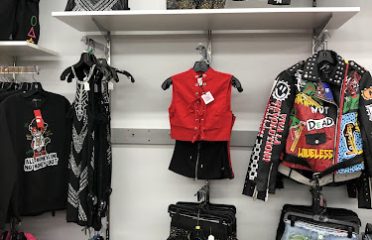 Red T Clothing Store