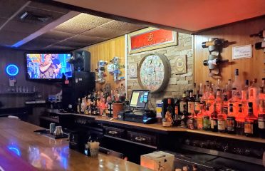 Avenue Bar and Grill
