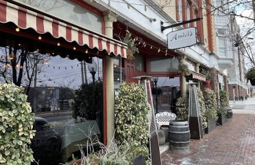 Amici’s Restaurant Shelton CT