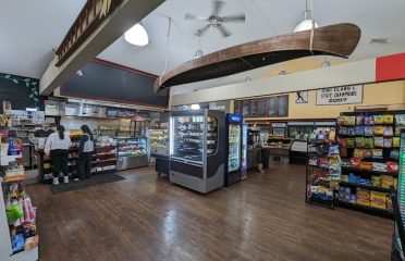 Redding Ridge Market & Deli