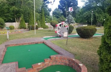 Fairway Mini Golf Batting Cages and Ice Cream
