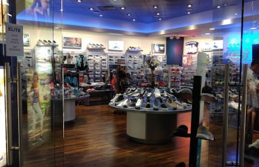 SKECHERS Retail