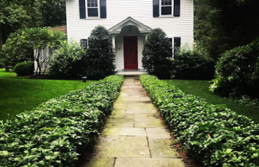William Raveis Lifestyles Realty