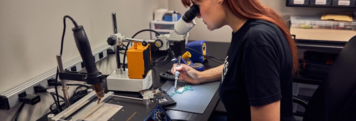 uBreakiFix – Phone and Computer Repair
