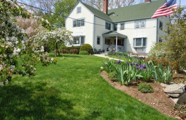 Tidewater Inn