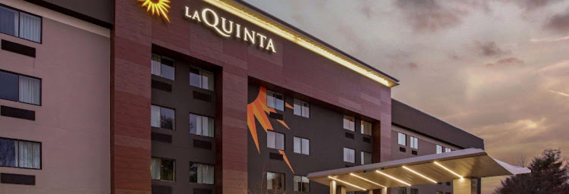 La Quinta Inn & Suites by Wyndham Hartford – Bradley Airport