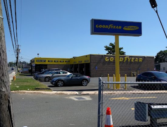 Hank May’s Discount Tire & Auto Center