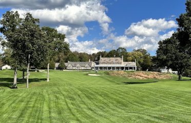 Round Hill Club