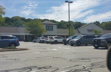 Main Avenue Shopping Plaza