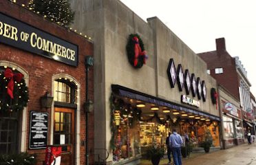 Amato’s Toy and Hobby Middletown