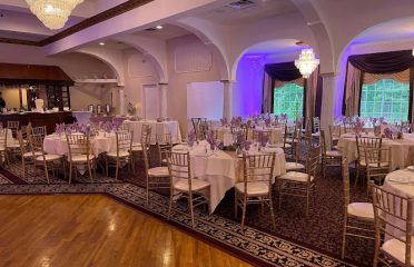 Georgina’s Restaurant & Banquets