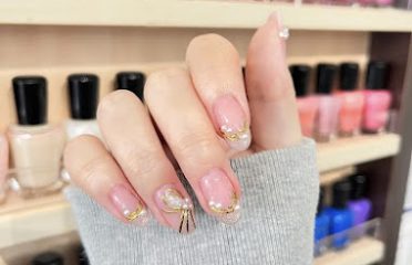 GlowUp Nail & Spa | Darien CT