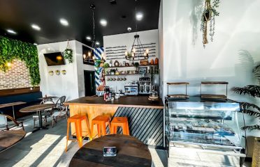 Espinal Grocery & Deli