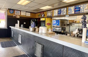 Augie & Ray’s Drive In