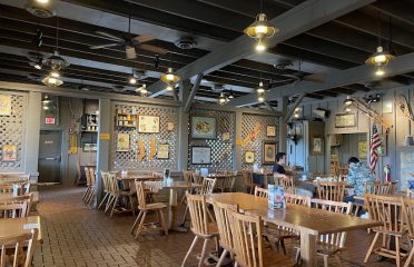 Cracker Barrel Old Country Store