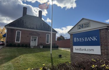 Ives Bank – Danbury: Hayestown