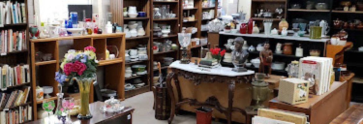 Roosevelt Tower Antiques & Salvage Warehouse