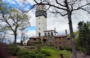 Talcott Mountain State Park