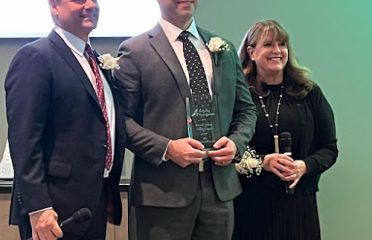 Alex G. Dukas, MD – Orthopaedic Sports Specialists