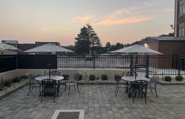 10 Main Cafe & Deli
