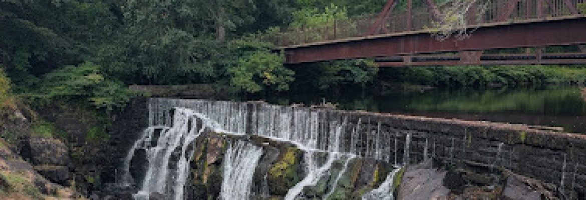 Uncas Leap Heritage Park