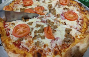 The Bridge Market Pizza & Deli
