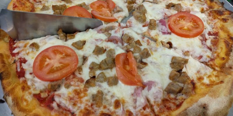 The Bridge Market Pizza & Deli