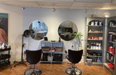 Pelo Hair Salon