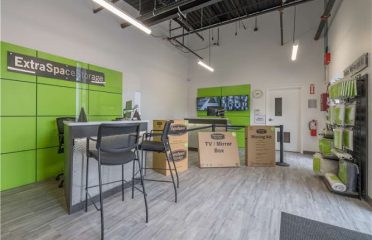 Extra Space Storage