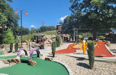 Copper Creek Mini Golf (Ages 6+ ONLY!)