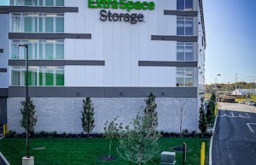 Extra Space Storage