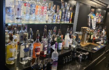 Malone’s Bar & Grill