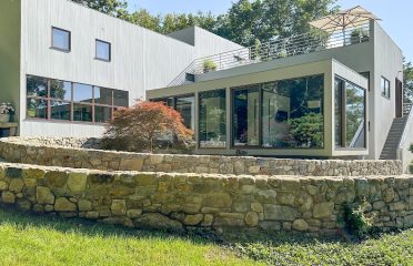T & S Builders