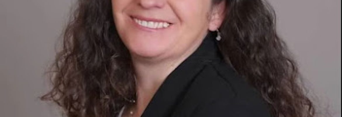 Fernanda Regalado, Realtor, Showcase Realty