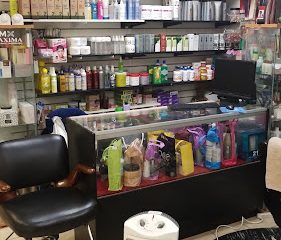 Evelyn’s Beauty Salon