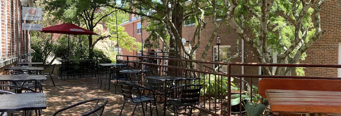 122 Elm St Tavern