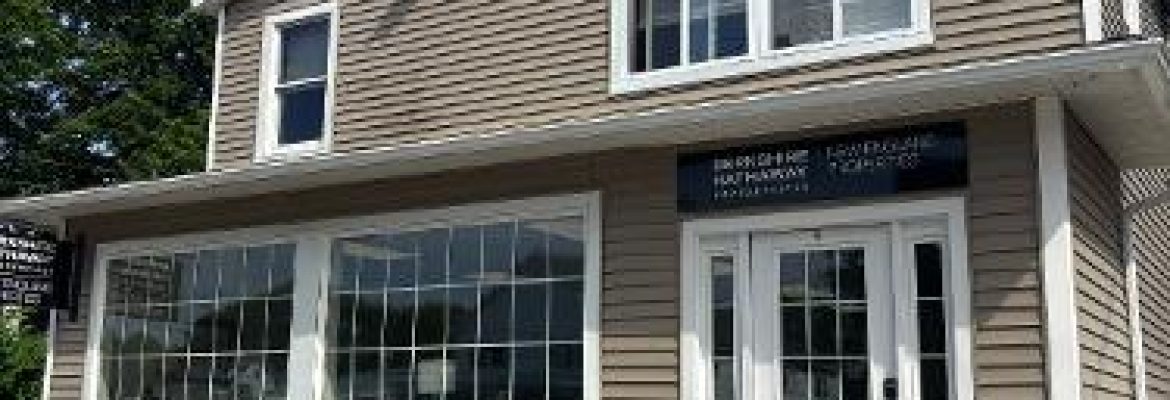 Bobbi McGirr, Realtor at Berkshire Hathaway HomeServices New England Properties