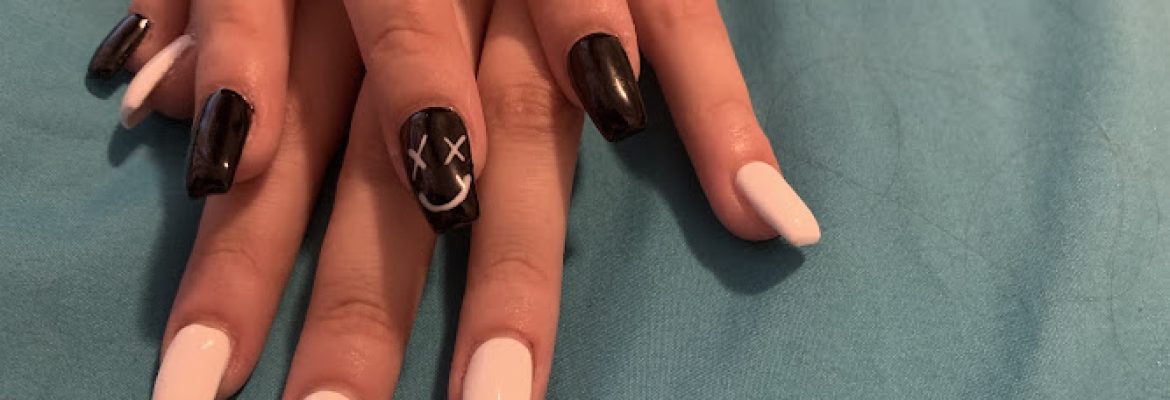 Lisa Nails