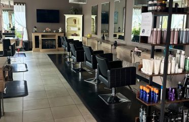 Cut to the Chase Hair Salon Vernon