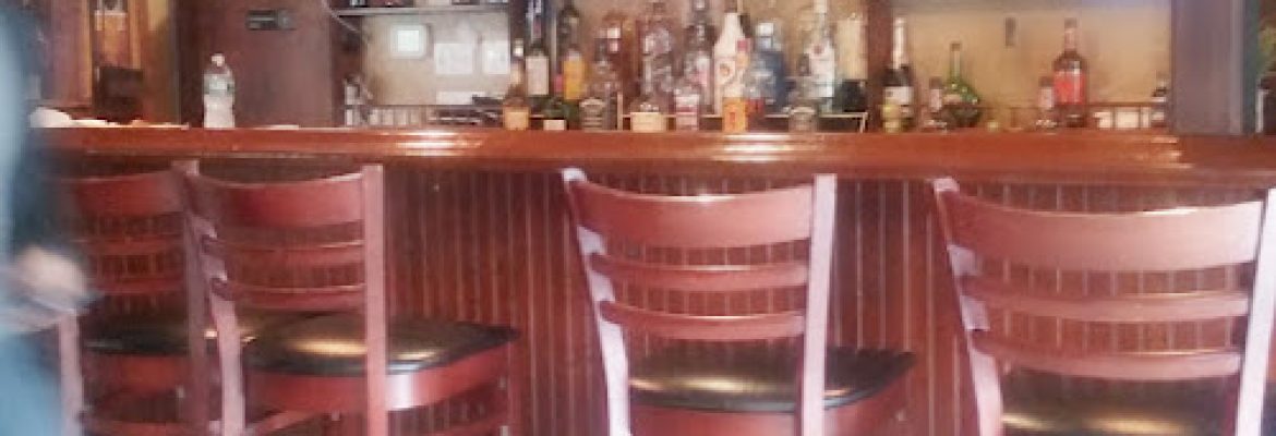 El Bacano Cafe & Restaurant